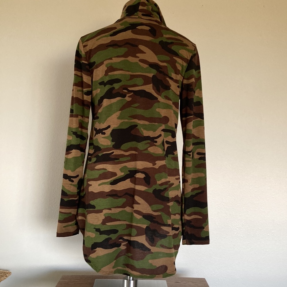 Azules, S, camo tunic - Picture 7 of 13